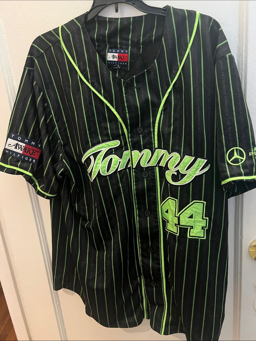 Tommy Hilfiger Awake NY Black & Neon Green Pinstripe Baseball Jersey sz XL